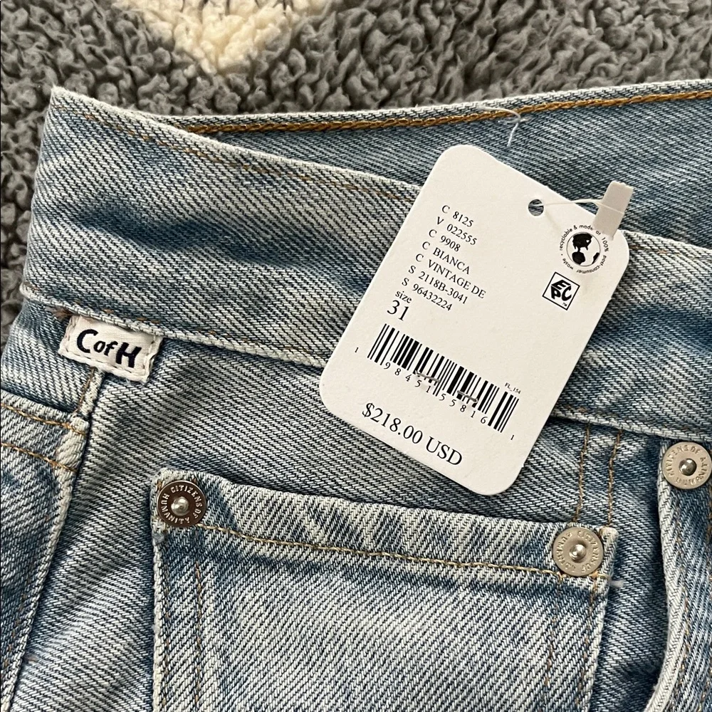 Citizens of Humanity AYLA Light Blue Denim Shorts with Button Waist - Picture 5 of 12